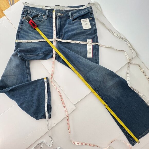 31x30 NWT Levi Strauss Signature Gold Mid-Rise Modern Bootcut in Color Cape Town - Picture 11 of 11